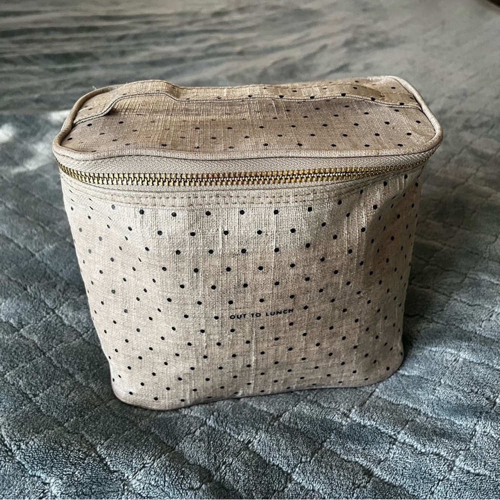Kate Spade Tan Dotted‎ insulated lunch Bag